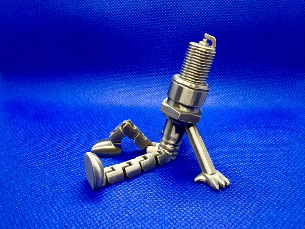 Flexi Spark Plug Buddy (articulated), photo 3 of 4 - Flexi Spark Plug Buddy (articulated) Miniatures