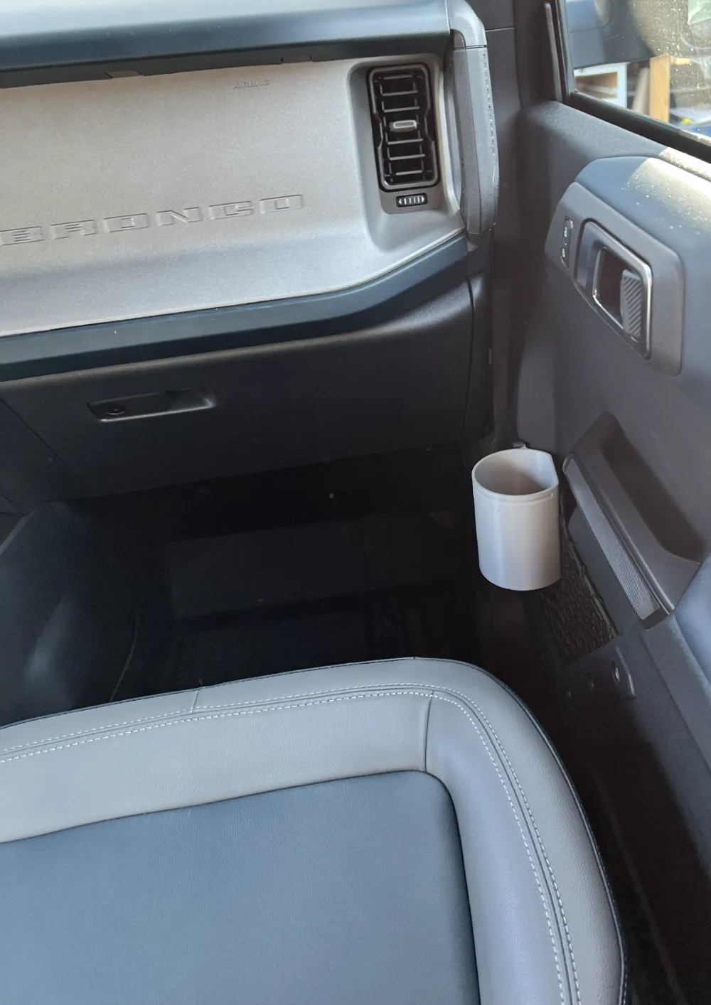 Ford Bronco Cup Holders - 2021-2024/25 Full Size, photo 3 of 4 - Cup Holders & Inserts, cupadapter