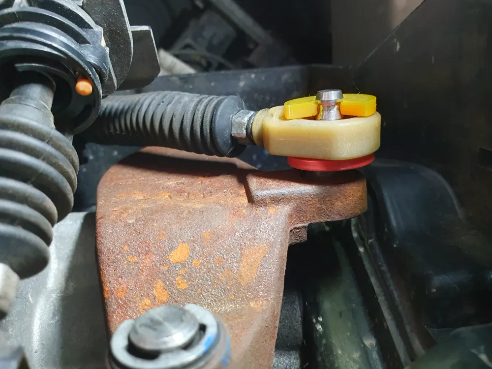 Ford Fiesta Manual shifter Cable Repair Bush