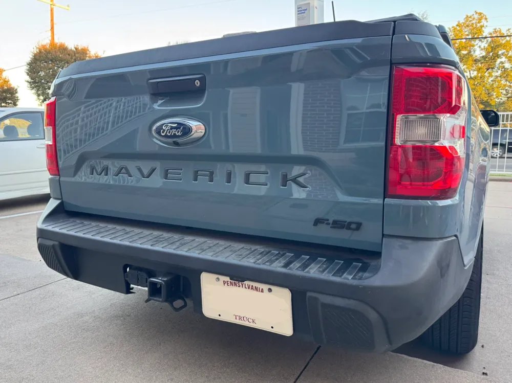 Ford Maverick F-50 Emblem