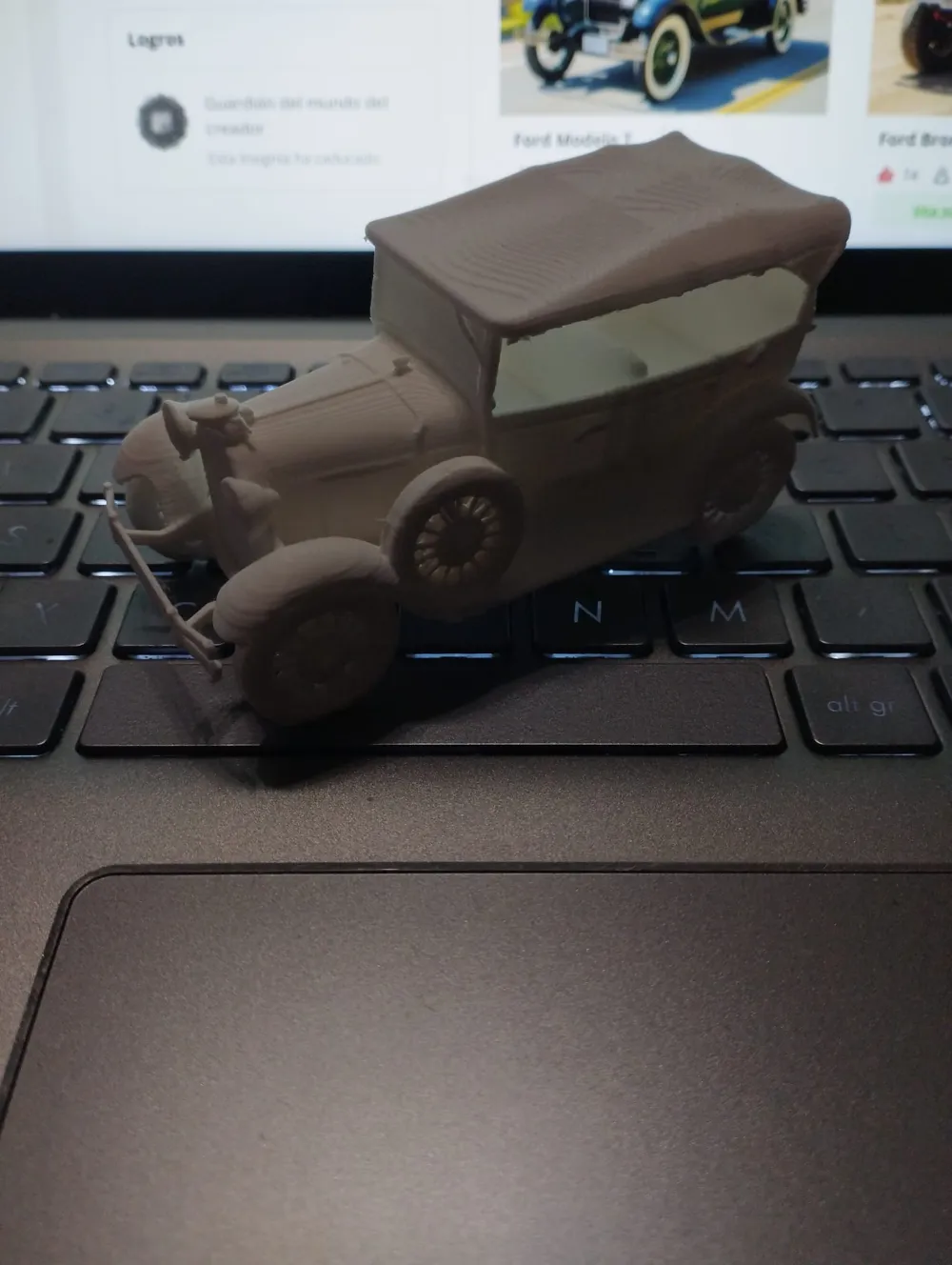 Ford Model T Car Model, another view - Classic & Vintage Car Models, kit
