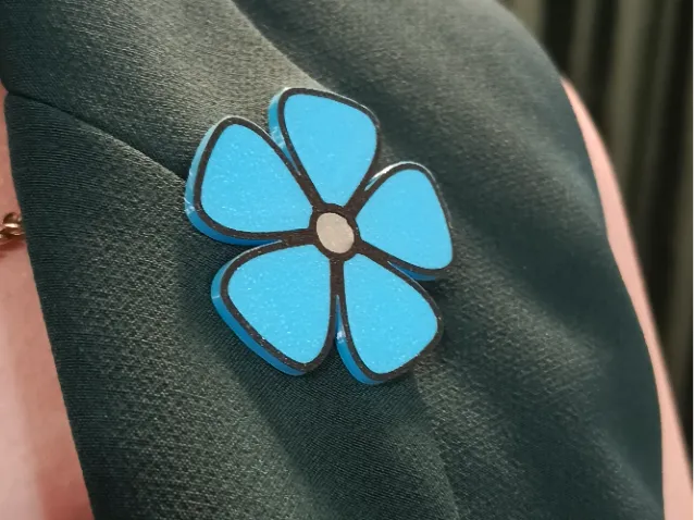 Forget-Me-Not Flower Brooch with Clip, photo 4 of 4 - Forget-Me-Not Flower Brooch with Clip Fashion