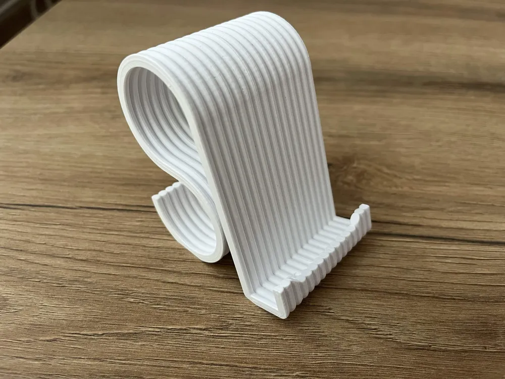 FREE TO SELL!, Wavedock Phone Holder, photo 3 of 4 - FREE TO SELL!, Wavedock Phone Holder Household