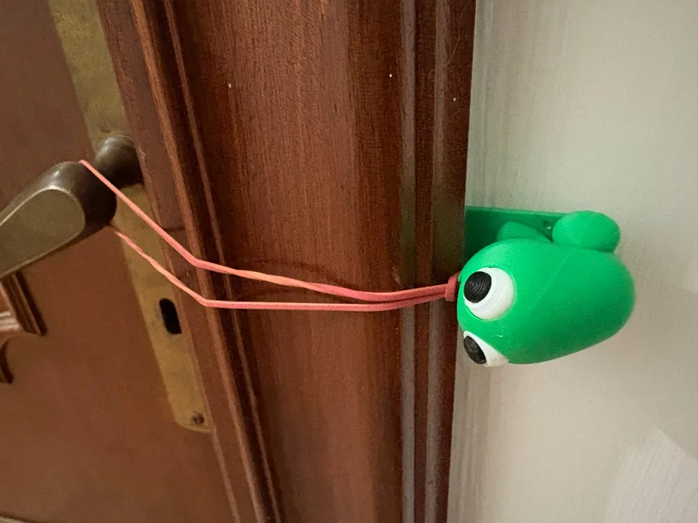 Frog Door Keeper, Dog Proof Door Strap