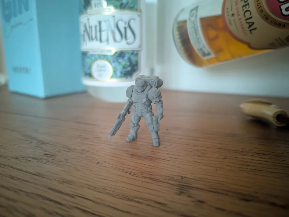 Future Heavy SWAT #04 HaloGen Style, photo 3 of 4 - Future Heavy SWAT #04 HaloGen Style Miniatures
