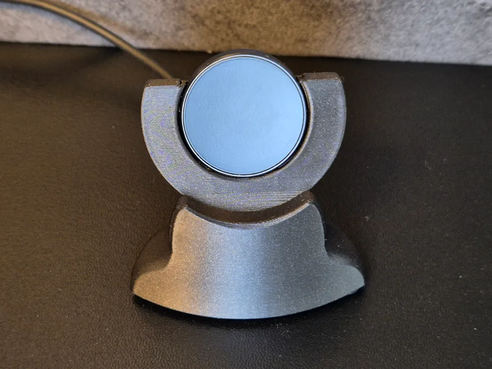 Galaxy Watch5 Pro 45mm Charger Puck Stand, photo 2 of 4 - Galaxy Watch5 Pro 45mm Charger Puck Stand Tools