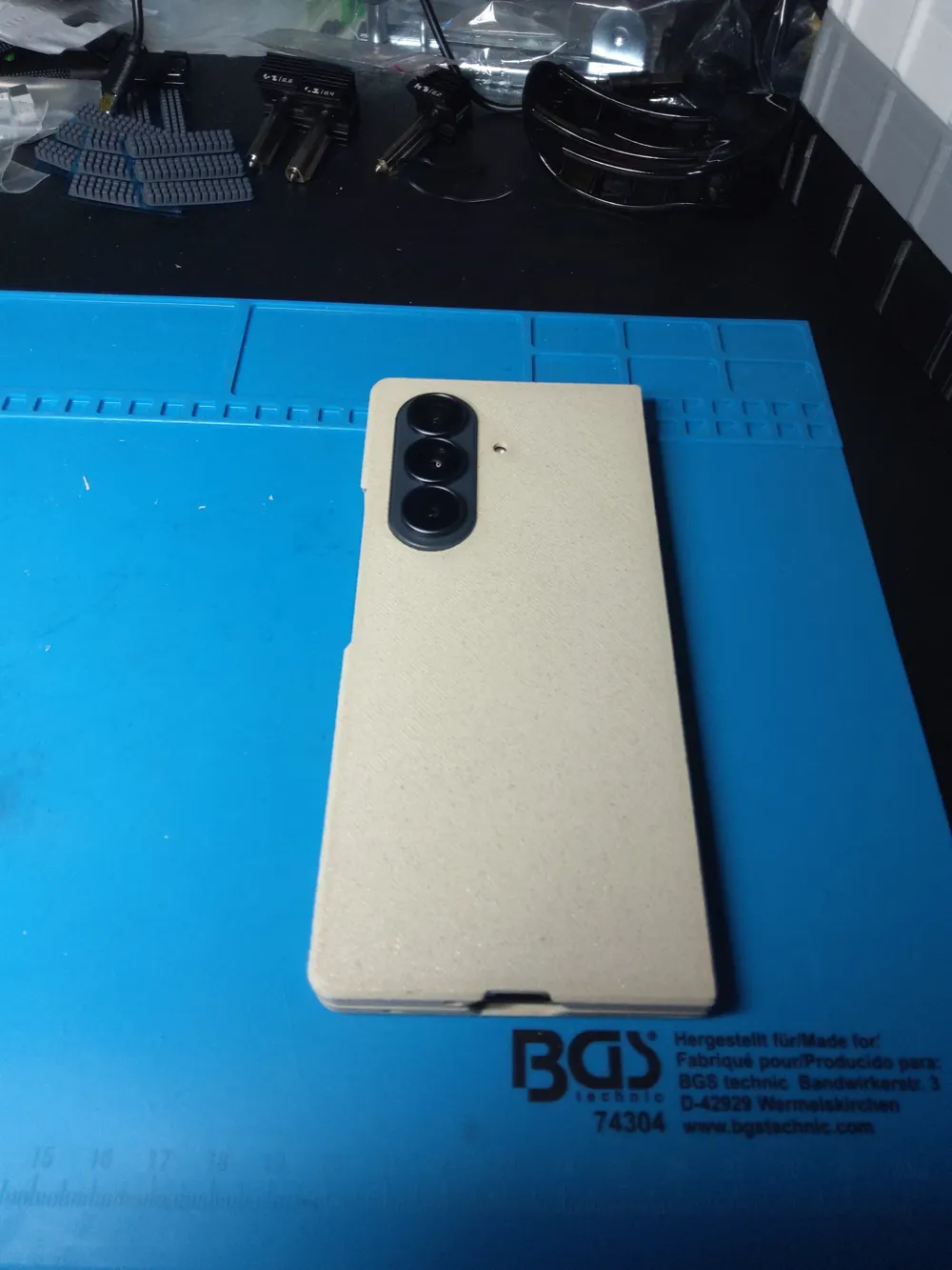 Galaxy Z Fold 8 Ultra Case, Two-Part Snap Fit, photo 2 of 4 - Galaxy Z Fold 8 Ultra Case, Two-Part Snap Fit Hobby & DIY
