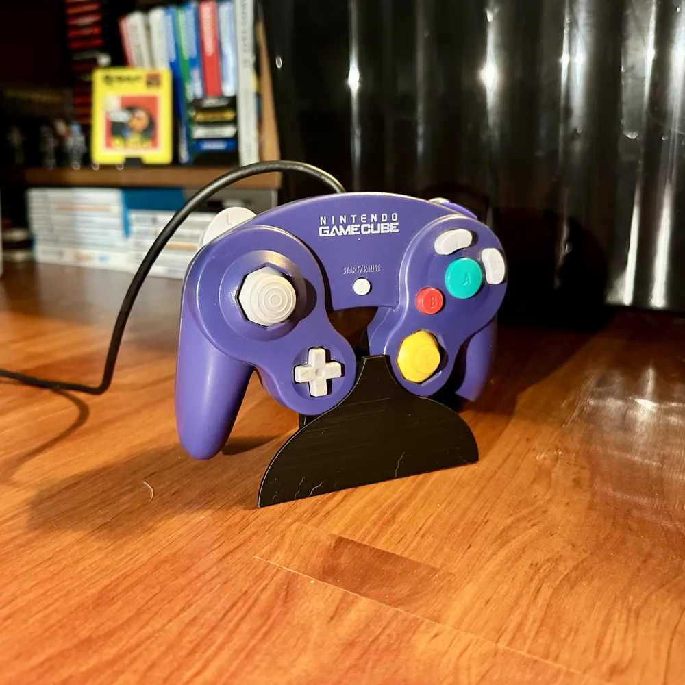 GameCube Wired Controller Display Stand, photo 4 of 4 - GameCube Wired Controller Display Stand Toys & Games