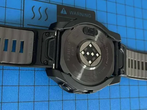 garmin fenix 8 charging port cover