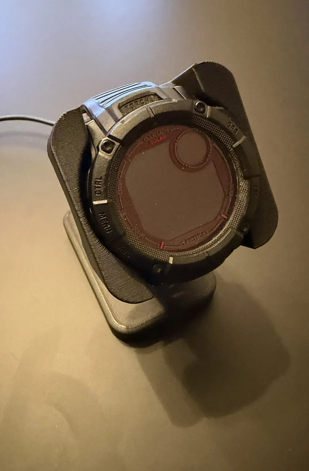 Garmin Instinct 2x Lade-Station, photo 4 of 4 - Garmin Instinct 2x Lade-Station Mobile & Device Accessories