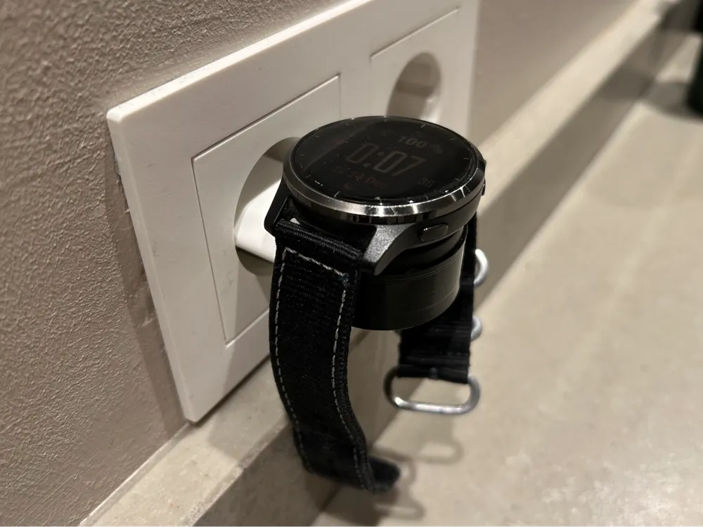 Garmin smartwatch charger (EU) - Home Accents, in stock in India