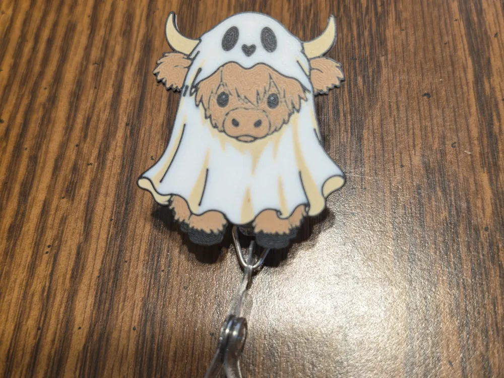Ghost Highland Cow Badge Reel/Magnet, photo 4 of 4 - Ghost Highland Cow Badge Reel/Magnet Fashion