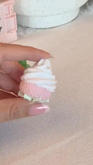 Strawberry Cream Clicker