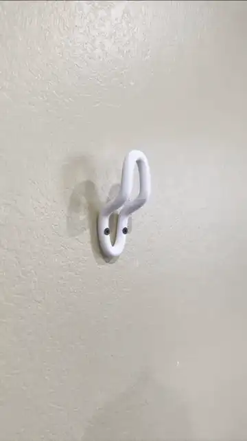 Aesthetic Helmet Wall Mount