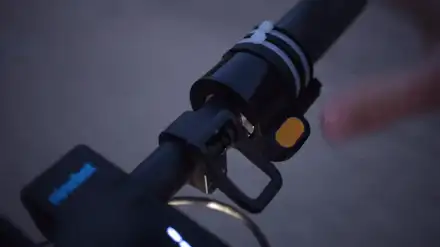 E-Roller Gashebel Halter / Throttle Lock Tempomat