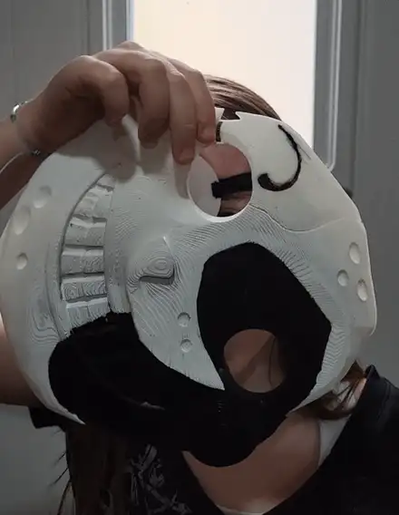 Moondrop Spinning Mask - FNAF Security Breach