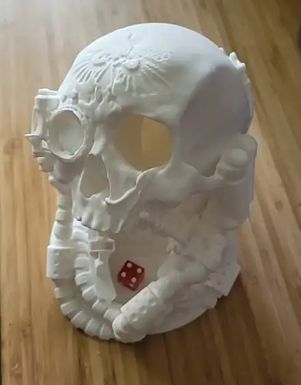 W40k Servitor Skull Dice Tower