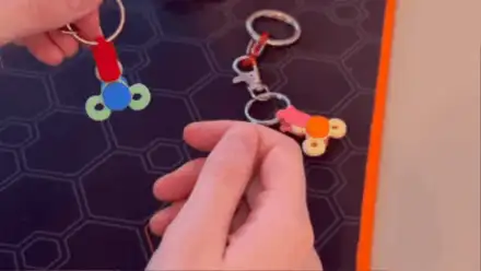 Keychain Fidget Spinner -- Easily Remove & Attach!