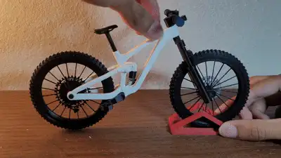Full Suspension Model Mountain Bike (enduro bike)