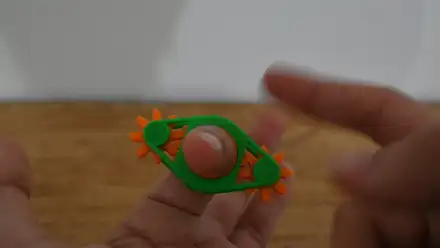 Gear finger fidget