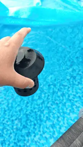 Floating dispenser for Chlorine / Bromine tabs
