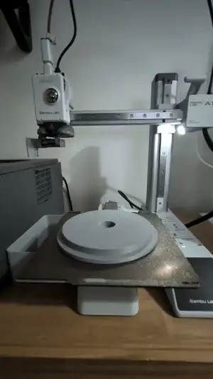 Cosplay Helmet Stand V2