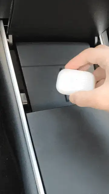 AirPods Pro Wireless Charging Adapter for Tesla Model 3