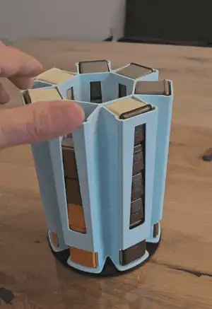 Qbo capsule carousel (42 capsules)