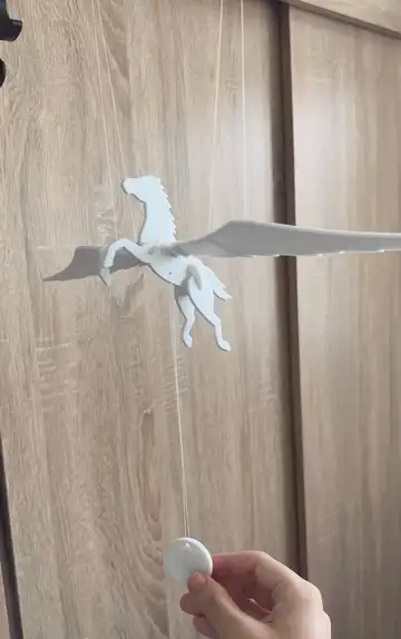 Pegasus Spread Wings - Flapping Mobile (Kit Card)