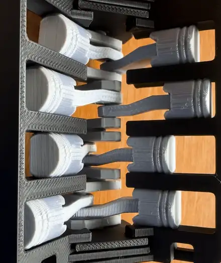 v8 engine fidget