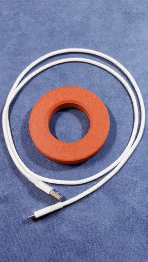 LOOP - a decent cable organizer