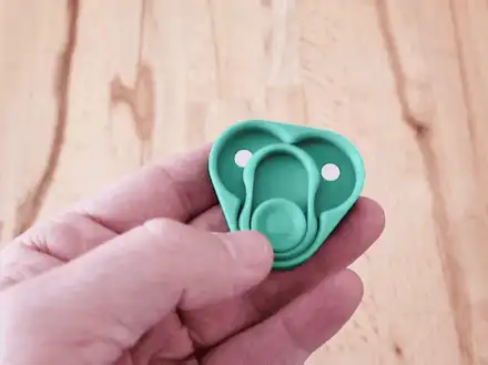 Magnetic sliding fidget