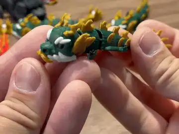 Cute Mini Articulated Flexi Chinese Dragon!
