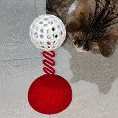 Wobbly toy for cats