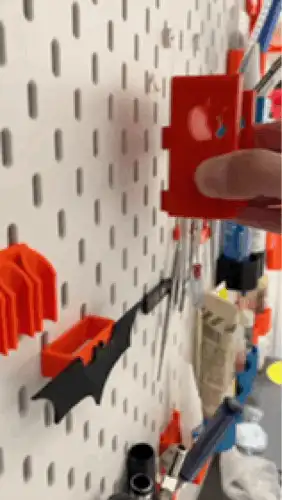 Ikea_Skadis iphone stand