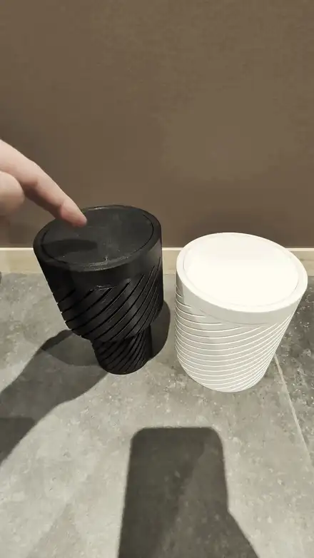 Parametric Flip-Top Thrash Can