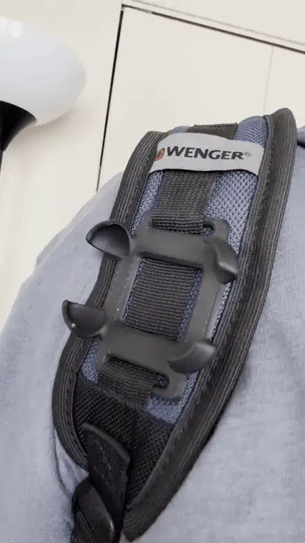 AirPods Pro 2 Strap Mount (Backpack/MOLLE/Purse)