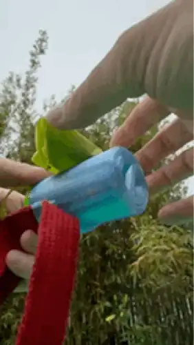 Dog Poop Bag Holder (with Bag Rewind function)