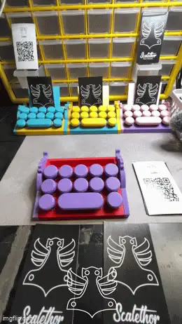sticky note Typewriter Phone holder/fidget