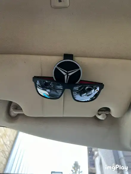 Car Glasses Logo clip / Clip porte lunette logo