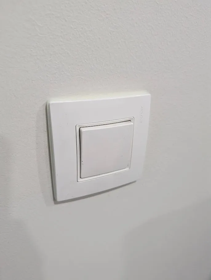 Glow in dark light switch frame - POLMARK, photo 4 of 4 - Router, Wi-Fi & Network Mounts, cover