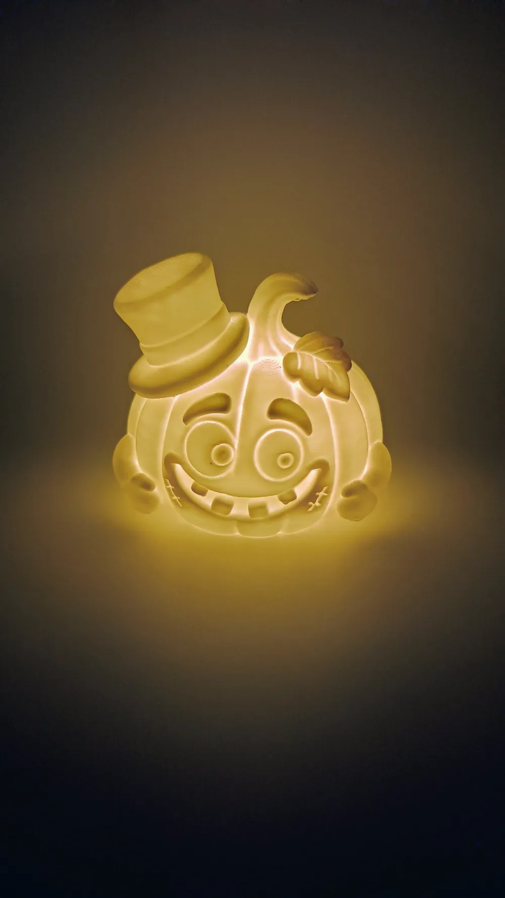 Glowing Pumpkin with Top Hat and Leaf, photo 2 of 4 - Glowing Pumpkin with Top Hat and Leaf Props & Cosplay