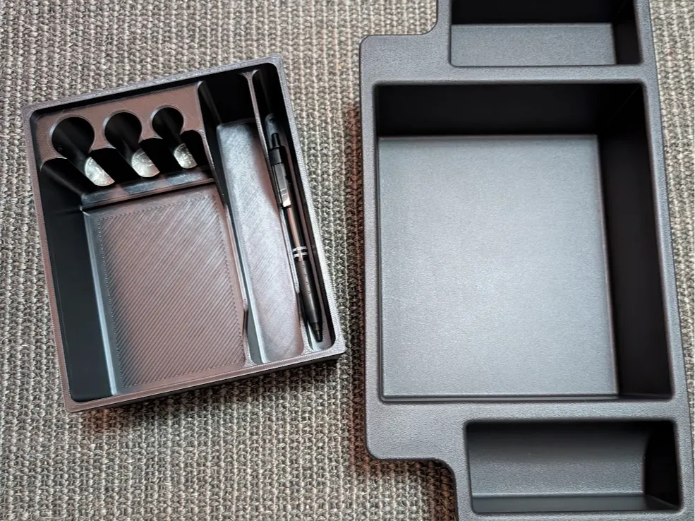 GM Center Console Tray Insert 2019-2026 - Vehicles, in stock in India
