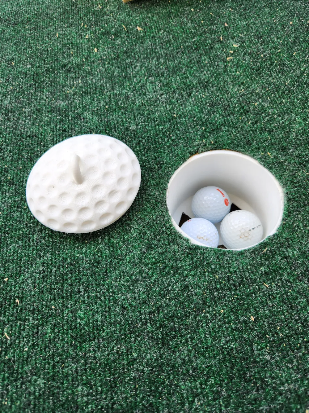 Golf Cup & Lid - Regulation Size - 108mm O.D., photo 3 of 4 - Golf Cup & Lid - Regulation Size - 108mm O.D. Sports & Fitness