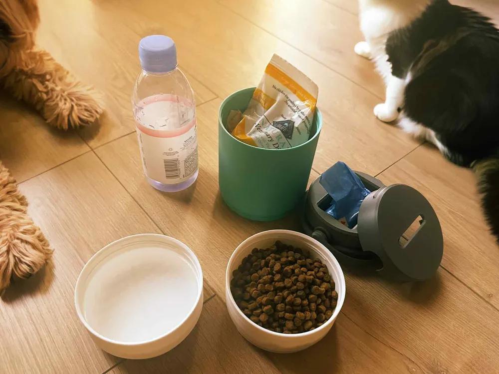 portable pet bowls (modular container), photo 2 of 4 - Pet Bowls & Feeders, pets