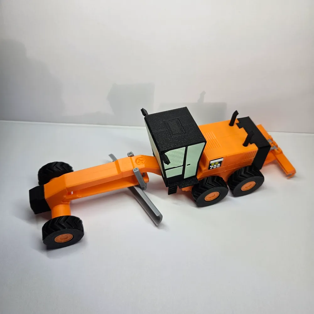 construction machine, photo 2 of 4 - construction machine Toys & Games