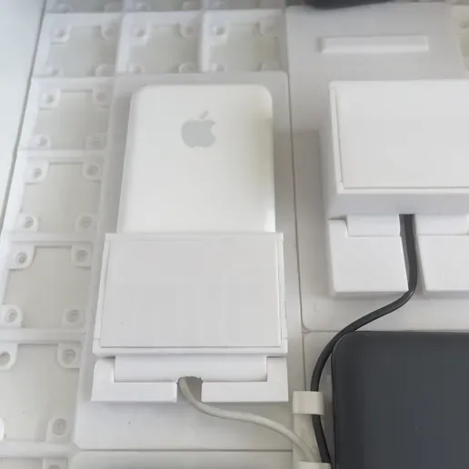 Gridfinity Apple MagSafe Battery Charging Cradle, photo 2 of 4 - Gridfinity Apple MagSafe Battery Charging Cradle Storage & Organisation
