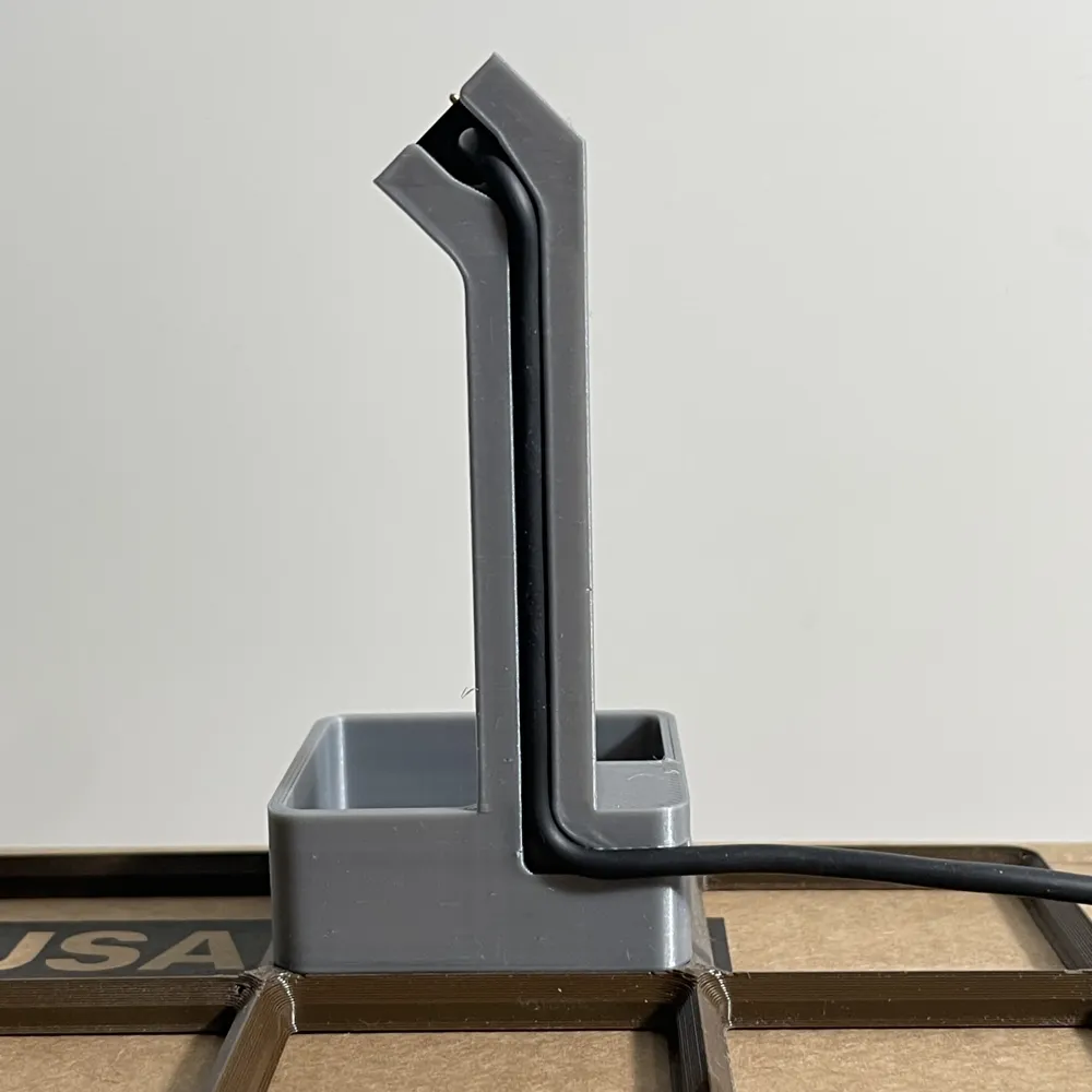 Gridfinity Galaxy Fit 3 Charging Stand, photo 2 of 4 - Gridfinity Galaxy Fit 3 Charging Stand Tools