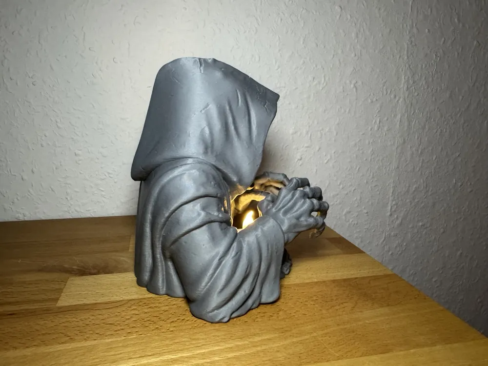 Grim Reaper LED tea light holder, photo 3 of 5 - Character Tealight Holders, sensenmann