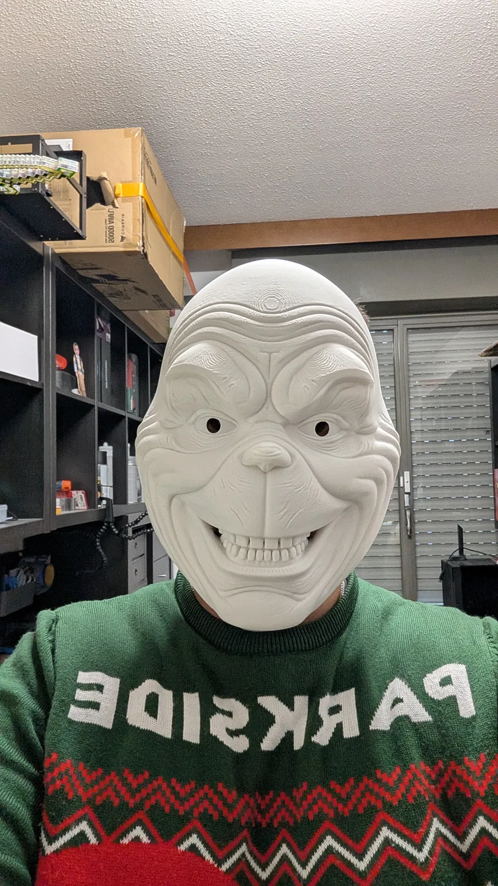 Maschera del Grinch (Ispirata a "The Mean One"), photo 4 of 4 - Maschera del Grinch (Ispirata a "The Mean One") Gifts & Occasions